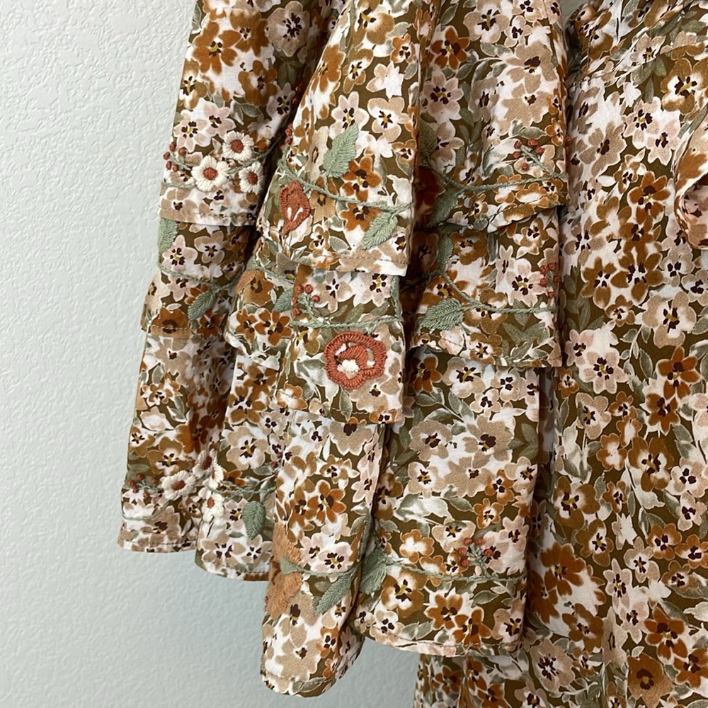 NWT Mi Golondrina brown floral wrap maxi dress with ruffle sleeves size large - Picture 4 of 13